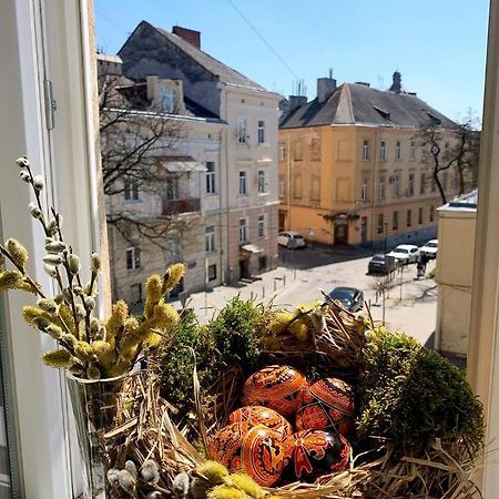 Homey Apartment On Vicheva Str. Lwów Zewnętrze zdjęcie